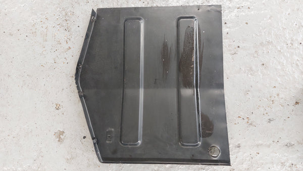 SECOND HAND TR4-TR6 RH BULKHEAD SIDE PANEL 811986